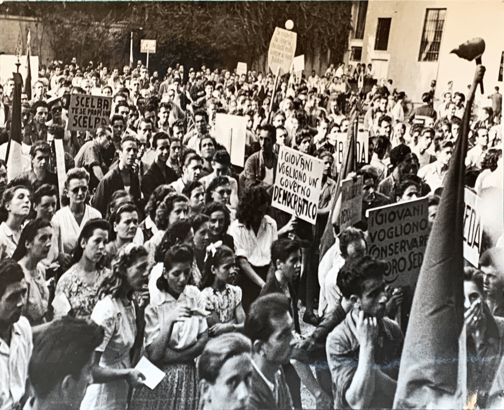 Protesta dei giovani contro Scelba nei primi anni ’50