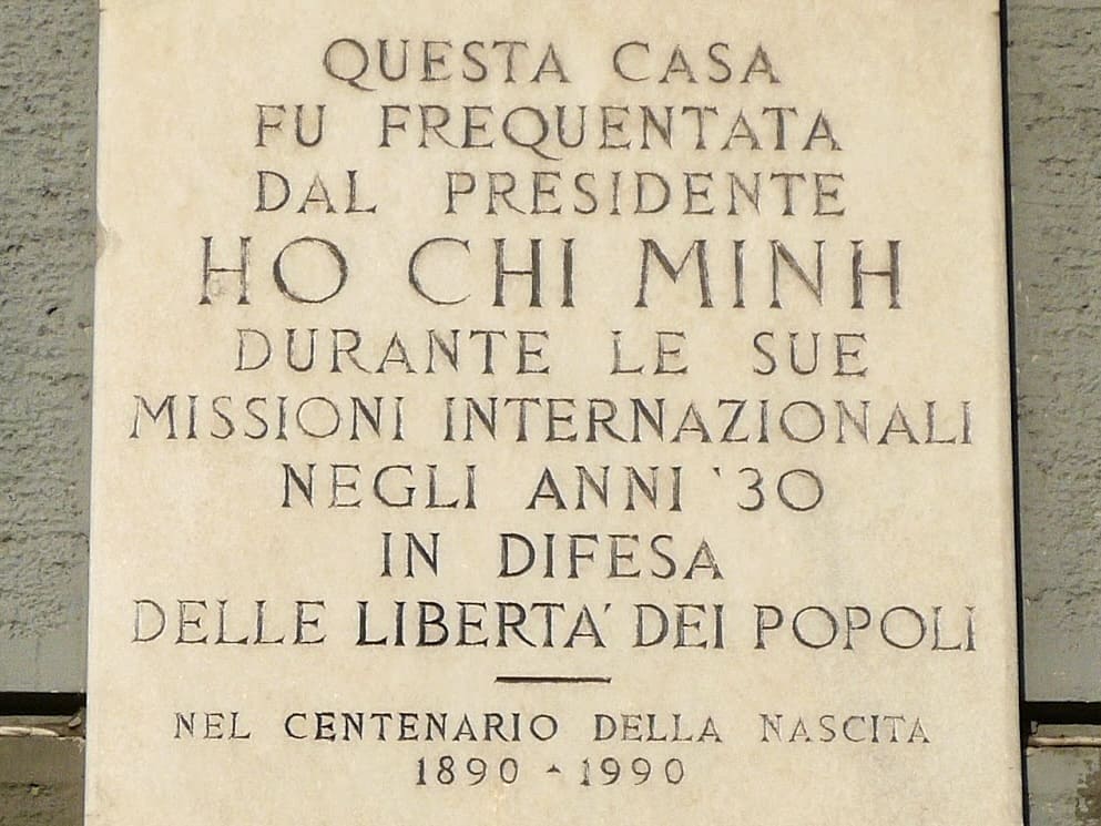 La targa di Ho Chi Minh, visitabile in Viale Pasubio