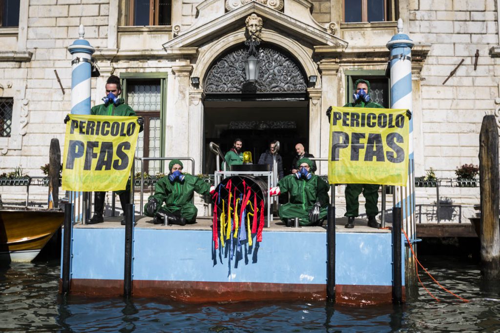 Manifestazione a Venezia contro lo PFAS